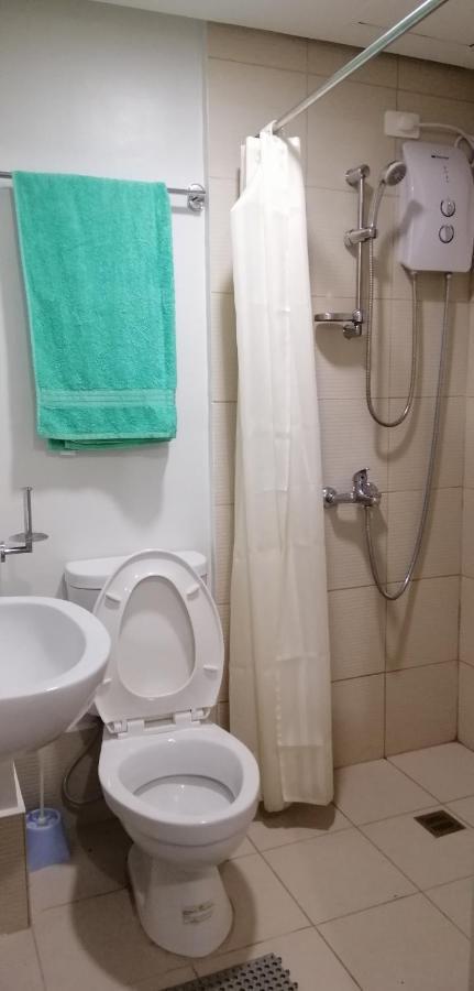 Pine Suites Tagaytay 2 Bedroom W/ Netflix And Parking, Wifi, Balcony, And Great View Tagaytay City Dış mekan fotoğraf
